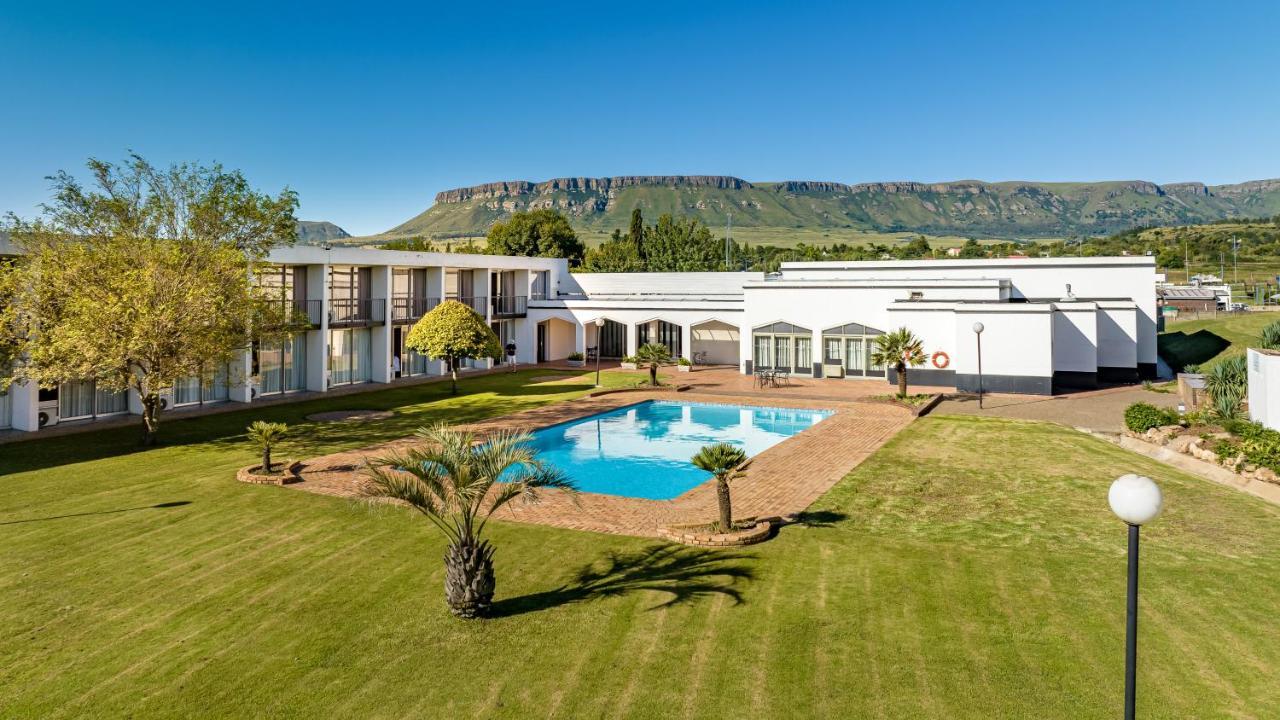 African Sky Harrismith Inn ภายนอก รูปภาพ
